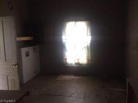 800 E Commerce Ave, High Point, NC 27260 photo 5