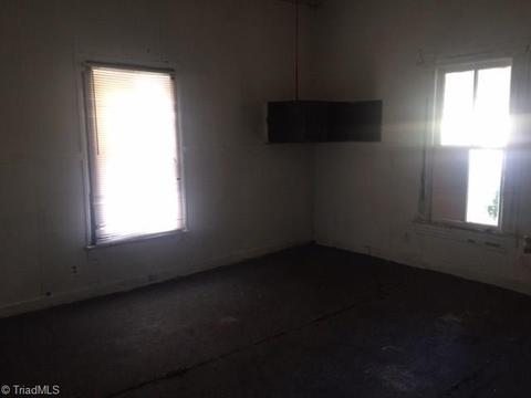 800 E Commerce Ave, High Point, NC 27260 photo 7