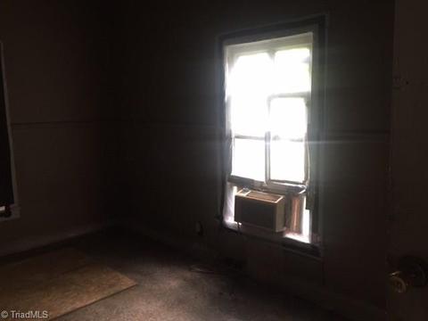 800 E Commerce Ave, High Point, NC 27260 photo 6
