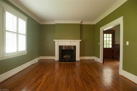 301 Edgedale Dr, High Point, NC 27262 photo 12