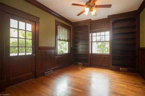 301 Edgedale Dr, High Point, NC 27262 photo 13