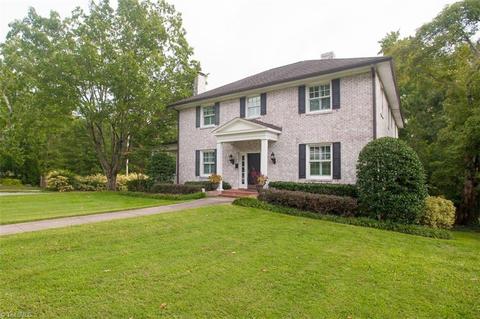 301 Edgedale Dr, High Point, NC 27262 photo 2