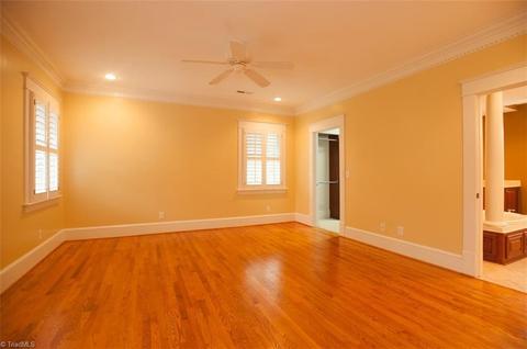 301 Edgedale Dr, High Point, NC 27262 photo 16