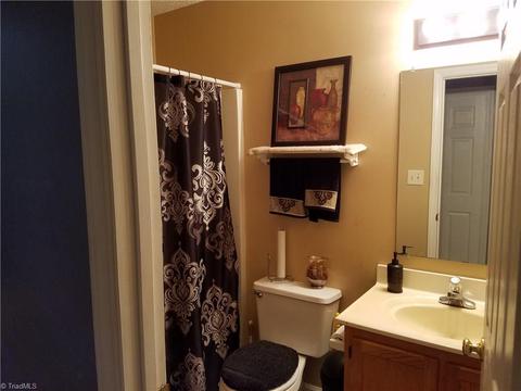 3308 Pine Valley Rd, High Point, NC 27265 photo 6