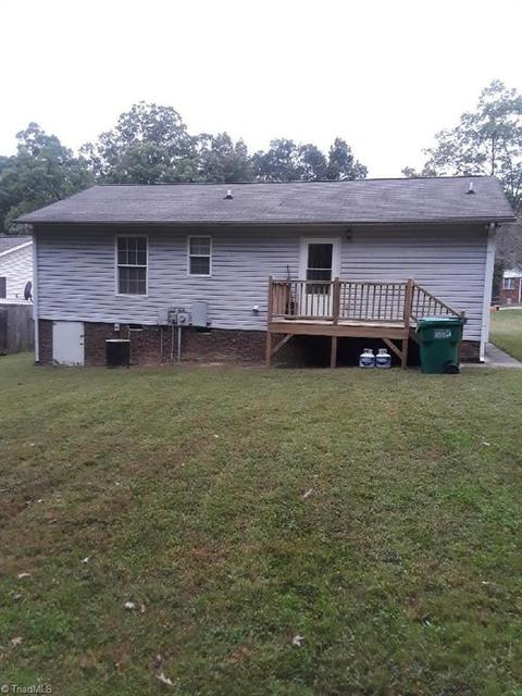 3308 Pine Valley Rd, High Point, NC 27265 photo 2
