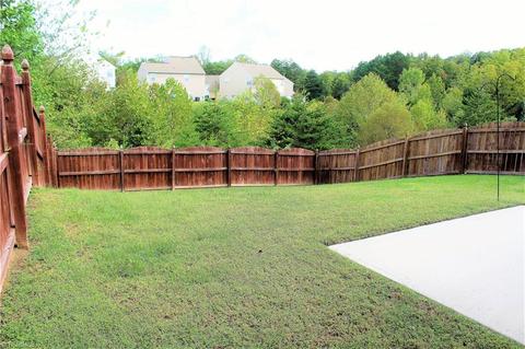 2464 Ingleside Dr, High Point, NC 27265 photo 6