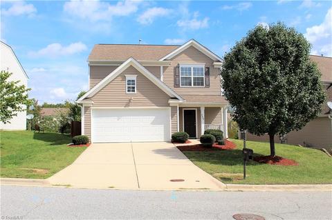 2464 Ingleside Dr, High Point, NC 27265 photo 1