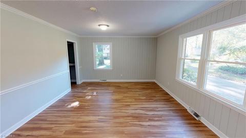 602 Pine St, Dobson, NC 27017 photo 10