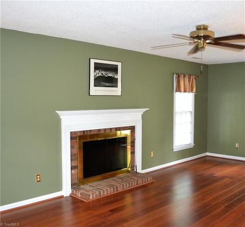 3313 Timberwolf Ave, High Point, NC 27265 photo 3