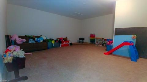 2480 Ingleside Dr, High Point, NC 27265 photo 23