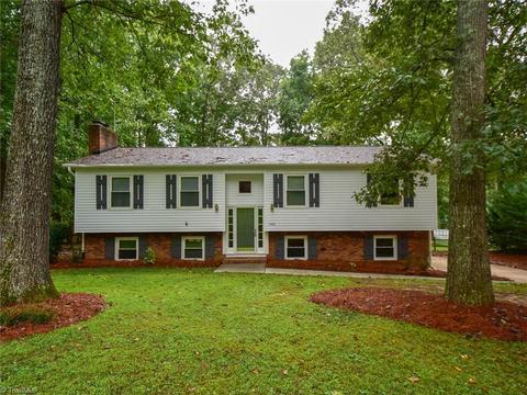 1906 Cliffside Dr, Pfafftown, NC 27040 photo 2