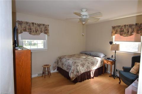 118 Windover Dr, Pinnacle, NC 27043 photo 8