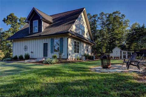 365 John A Hall Rd, High Point, NC 27265 photo 8