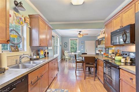 365 John A Hall Rd, High Point, NC 27265 photo 12