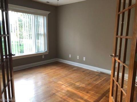 870 Carson Rd, Pilot Mountain, NC 27041 photo 5