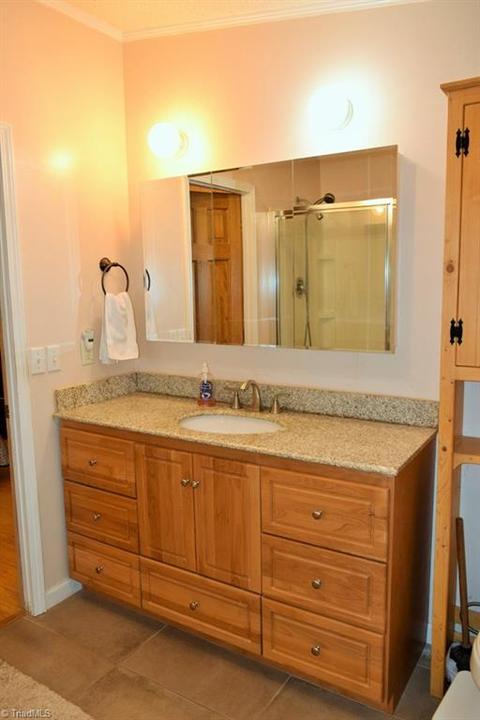 320 Nettle Knob Trl, Lowgap, NC 27024 photo 15