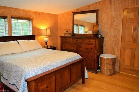 320 Nettle Knob Trl, Lowgap, NC 27024 photo 13