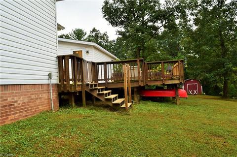 320 Nettle Knob Trl, Lowgap, NC 27024 photo 24
