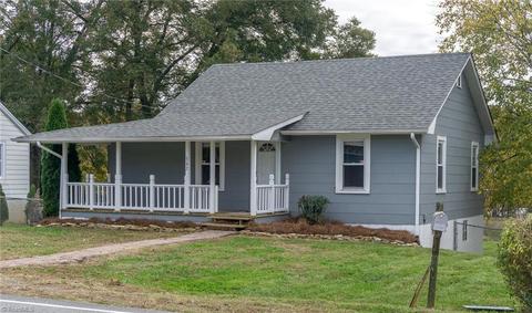 342 Dalton Rd, King, NC 27021 photo 1