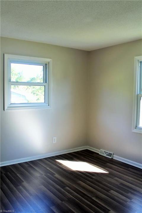 1005 Enterprise Dr, High Point, NC 27260 photo 22