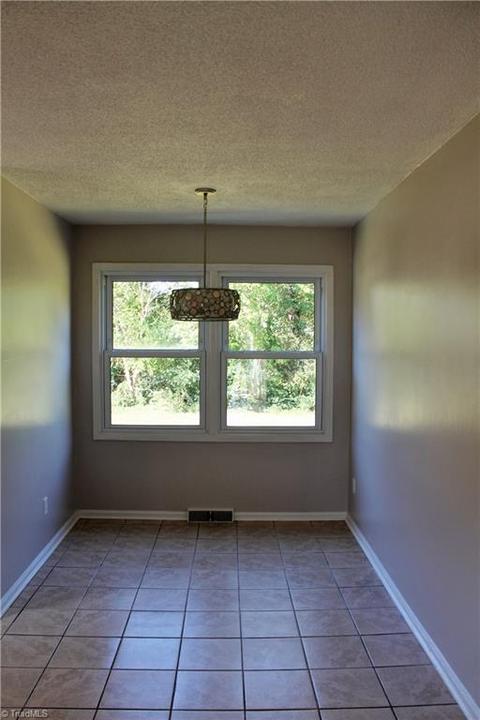 1005 Enterprise Dr, High Point, NC 27260 photo 8