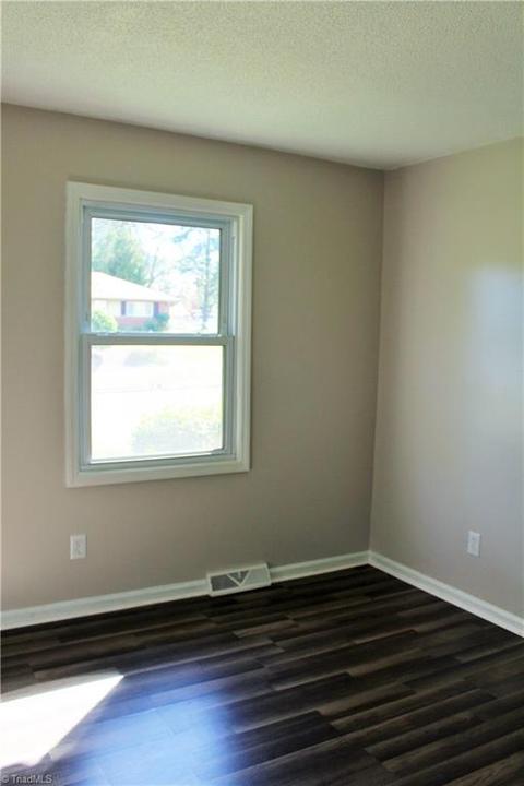 1005 Enterprise Dr, High Point, NC 27260 photo 14