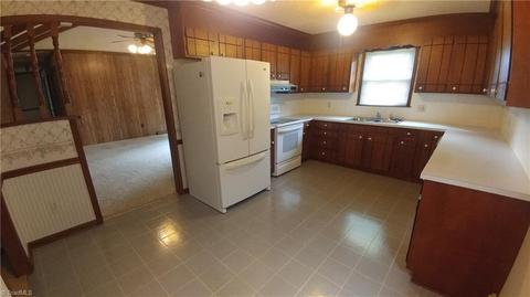 6954 Millbridge Rd, Clemmons, NC 27012 photo 13