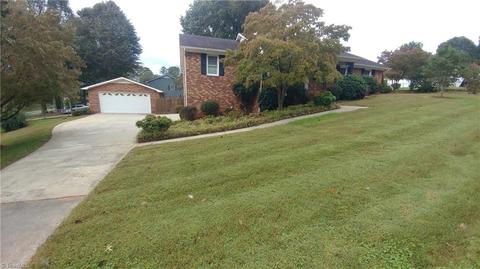 6954 Millbridge Rd, Clemmons, NC 27012 photo 5