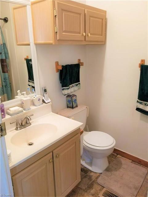 1604 Ring Rd, Westfield, NC 27053 photo 13