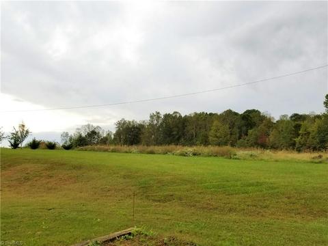 1604 Ring Rd, Westfield, NC 27053 photo 18