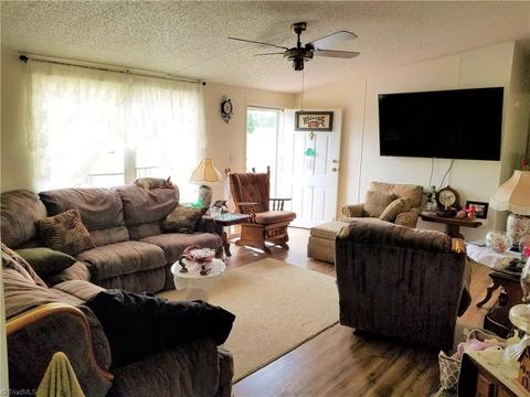 1604 Ring Rd, Westfield, NC 27053 photo 6