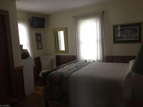 712 Union Cross Rd, Dobson, NC 27017 photo 15