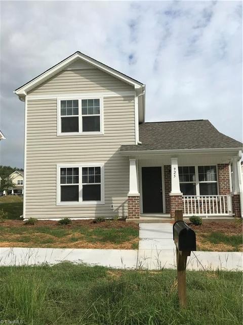 915 First Tee Dr, High Point, NC 27263 photo 1