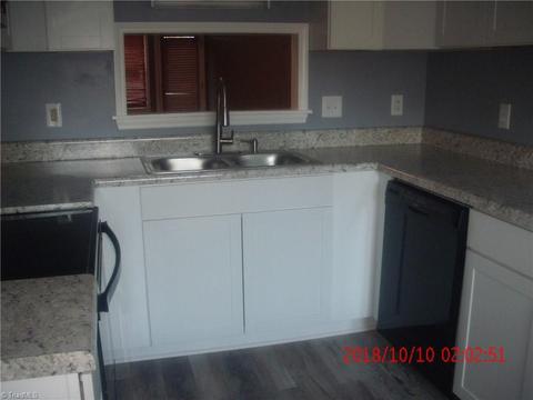 1724 Beaucrest Ave, High Point, NC 27265 photo 4