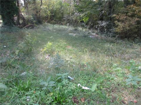 1508 E Green Dr, High Point, NC 27260 photo 2