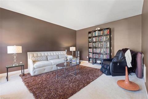 2974 Maple Branch Dr, High Point, NC 27265 photo 12