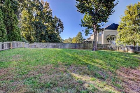2974 Maple Branch Dr, High Point, NC 27265 photo 7
