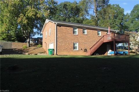 232 Logan Ct, King, NC 27021 photo 3