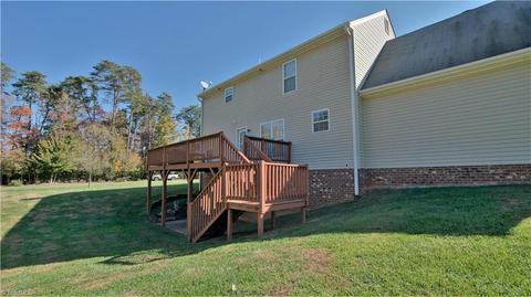 505 Eldora Rd, Ararat, NC 27007 photo 10