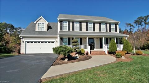 505 Eldora Rd, Ararat, NC 27007 photo 3