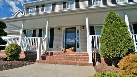505 Eldora Rd, Ararat, NC 27007 photo 5