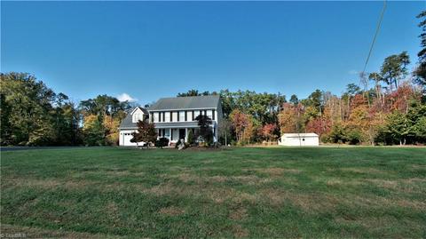 505 Eldora Rd, Ararat, NC 27007 photo 6