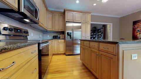 176 Mandolin Trl, Pinnacle, NC 27043 photo 17