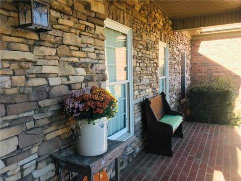 176 Mandolin Trl, Pinnacle, NC 27043 photo 6