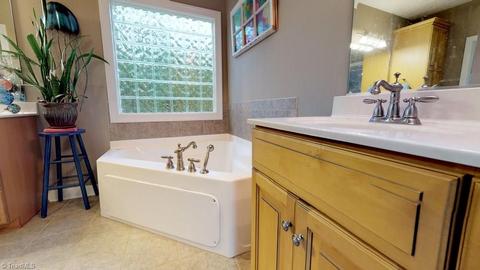 176 Mandolin Trl, Pinnacle, NC 27043 photo 20