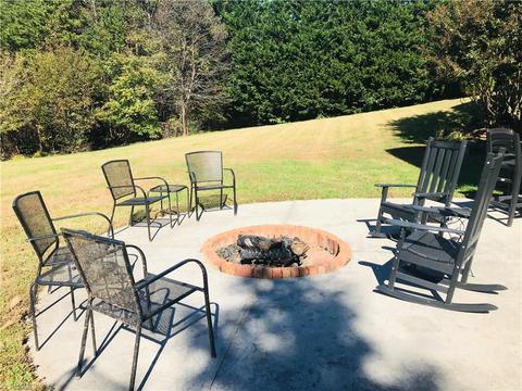 176 Mandolin Trl, Pinnacle, NC 27043 photo 9