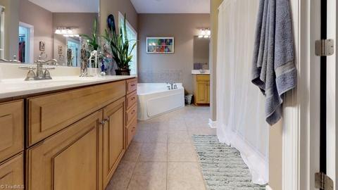 176 Mandolin Trl, Pinnacle, NC 27043 photo 19