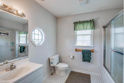 1077 Venable Rd, Pilot Mountain, NC 27041 photo 17