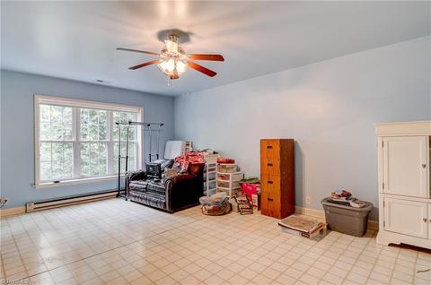 404 Cotswold Ln, King, NC 27021 photo 18