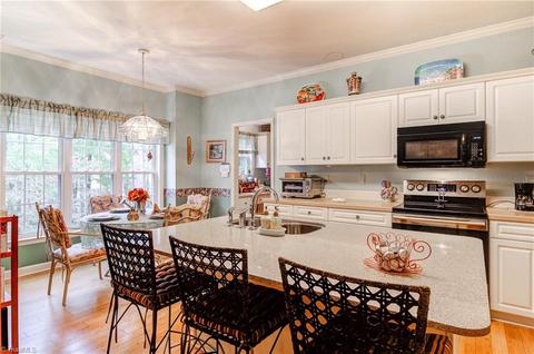 404 Cotswold Ln, King, NC 27021 photo 5